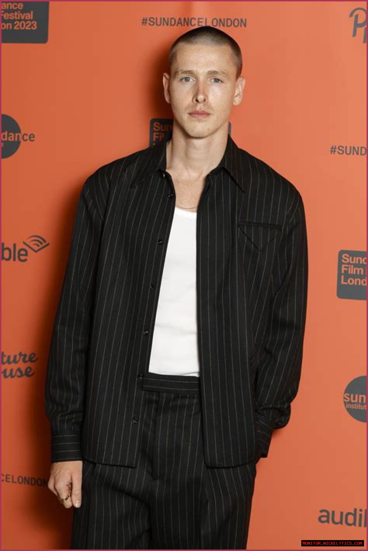 Is Harris Dickinson Gay? The Actor Is Straight and Dating Musician Rose Gray